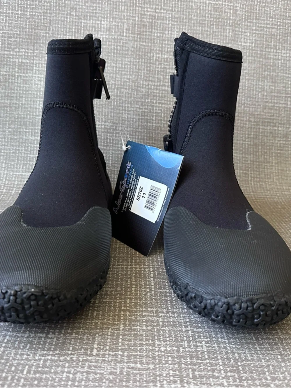 NeoSport 7mm Hi-Top Wetsuit Dive Boots Black Men’s 11 Women’s 12 Zip NWT